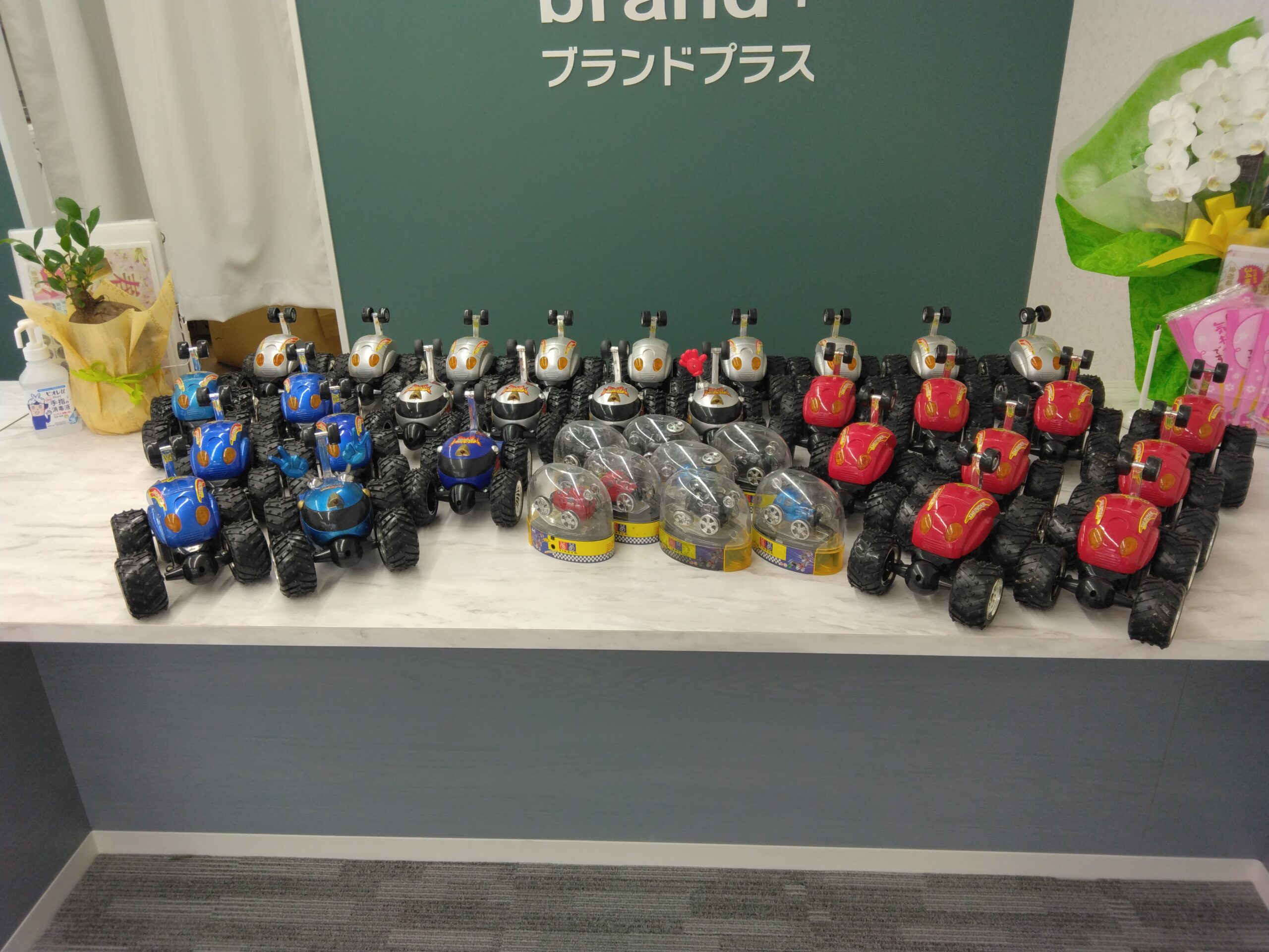 豊富な買取品目　ブランド品から貴金属、遺品整理まで幅広くお買取りさせていただきます。お任せください。最適な買取価格をご提示します。