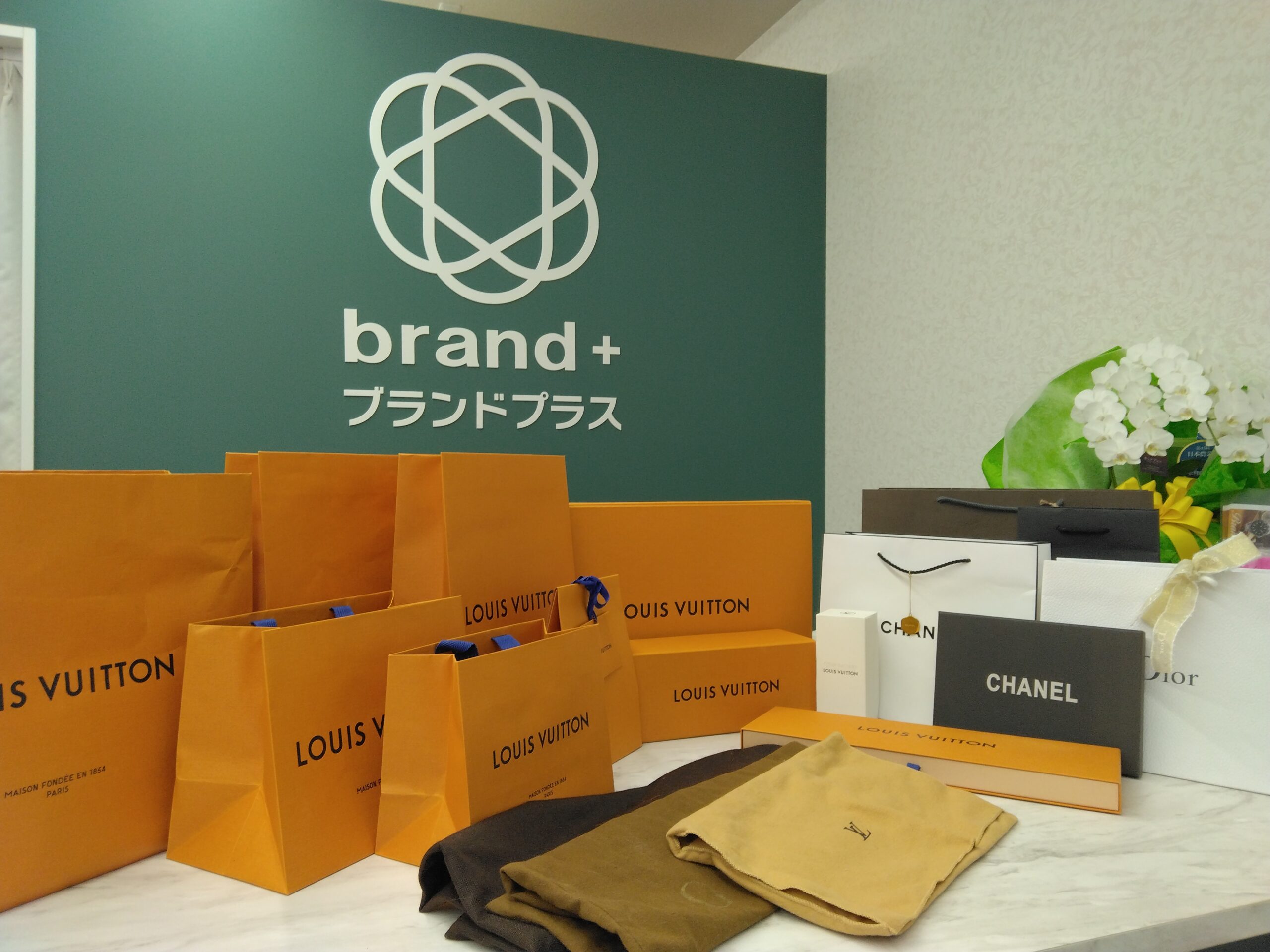 買取実績のご紹介になります。ブランド品ノベルティー高価買取なら ブランドプラス宇多津店へ
