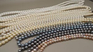 金・プラチナ・銀製品の相場は日々変動 まずはリアルタイム相場をチェック！ 【買取専門店ブランドプラス宇多津店】へ高価買取安心の買取専門店【公式】